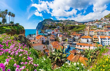 Q:\Destinationen\Portugal\Madeira\Camara de Lobos\Camara de Lobos_AdobeStock_202969223 © Balate Dorin_abo.jpeg