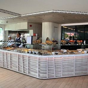 Grill Restaurant Außenbereich Le Dumont d’Urville