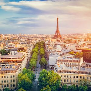 Paris_AdobeStock_252224186©Photocreo Bednarek