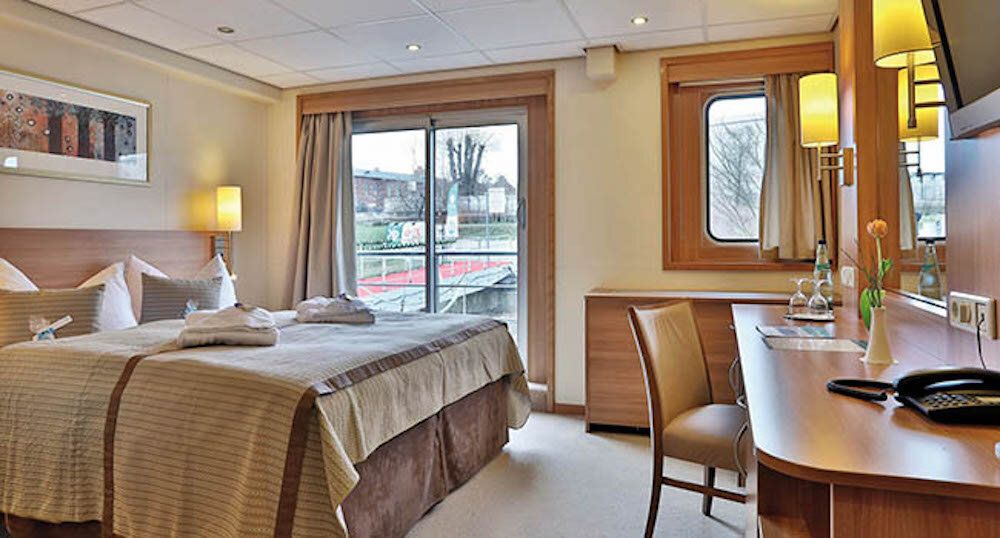 MS Junker Joerg - 1AVista - 2-Bett Oberdeck Junior-Suite deluxe, franz. Balkon (ODS)