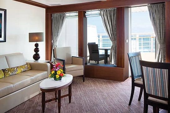 Pride of America - Norwegian Cruise Line - Owner's Suite mit großem Balkon (SC)