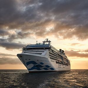 ISLAND PRINCESS