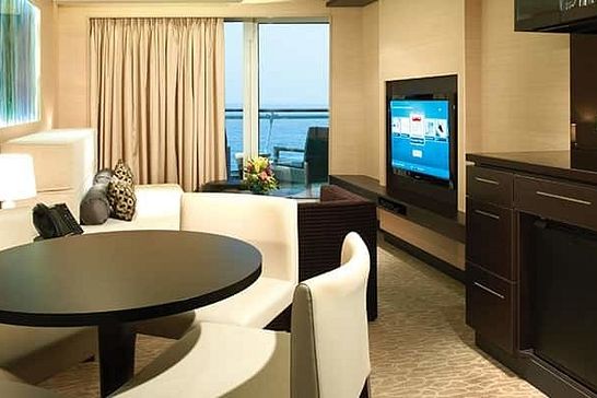 Norwegian Breakaway - Norwegian Cruise Line - The Haven Penthouse  mit Hauptschlafzimmer und großem Balkon, Heck (H7)