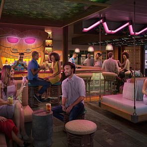 Spectrum of the Seas_Essen und Trinken_Pesky Parrot