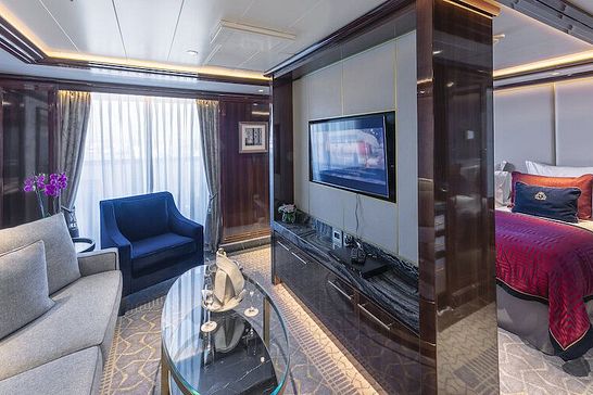 Queen Victoria - Cunard Line - Penthäuser, Mittschiffs, Deck 4, 5, 6, 8 (Q3)