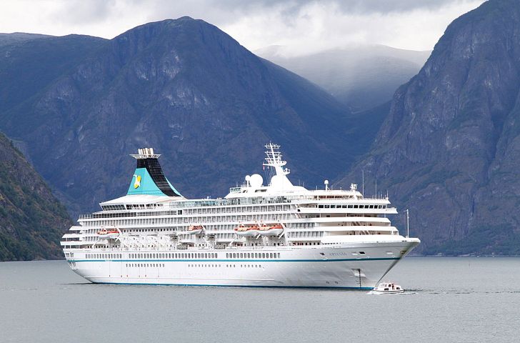 Impressionen zu Phoenix Seereisen - MS Artania - Fjorde und Schären