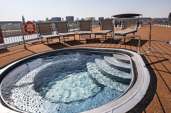 Impressionen zu Phoenix Flussreisen - MS Andrea - Dreiländer-Kreuzfahrt Rhein