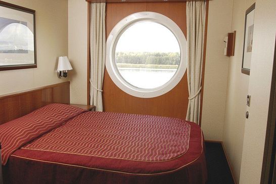 Color Fantasy - Color Line - 3-Sterne Doppelbettkabine mit Meerblick (O3D)