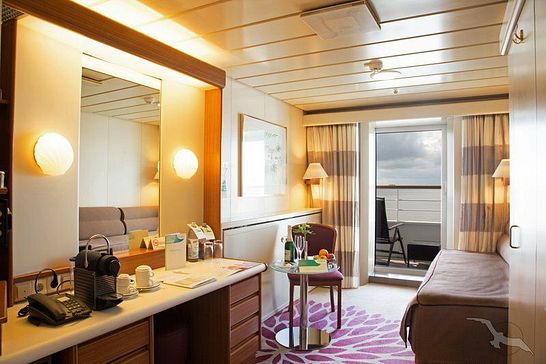 MS Artania - Phoenix Seereisen - 2-Bett-Superior zur Alleinb. mit Balkon div. Decks *SILBER* (Q1)
