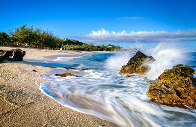 Am Strand von Reunion im Indischen Ozean