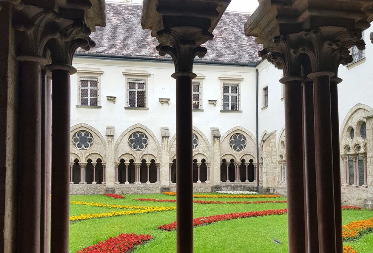 Zisterzienserstift Heiligenkreuz, Wiener Wald