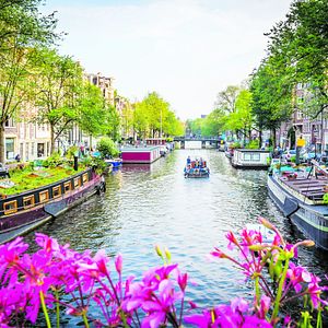 Gracht_Amsterdam_AdobeStock_172887689©CPN_MIO_ztv5