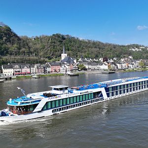 MS Lady Cristina aussen