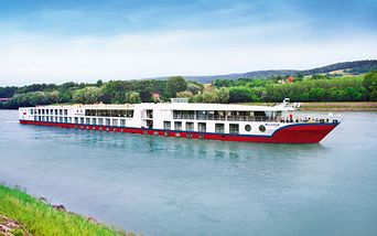 wohlfühlzeit mit panoramablick auf die donau