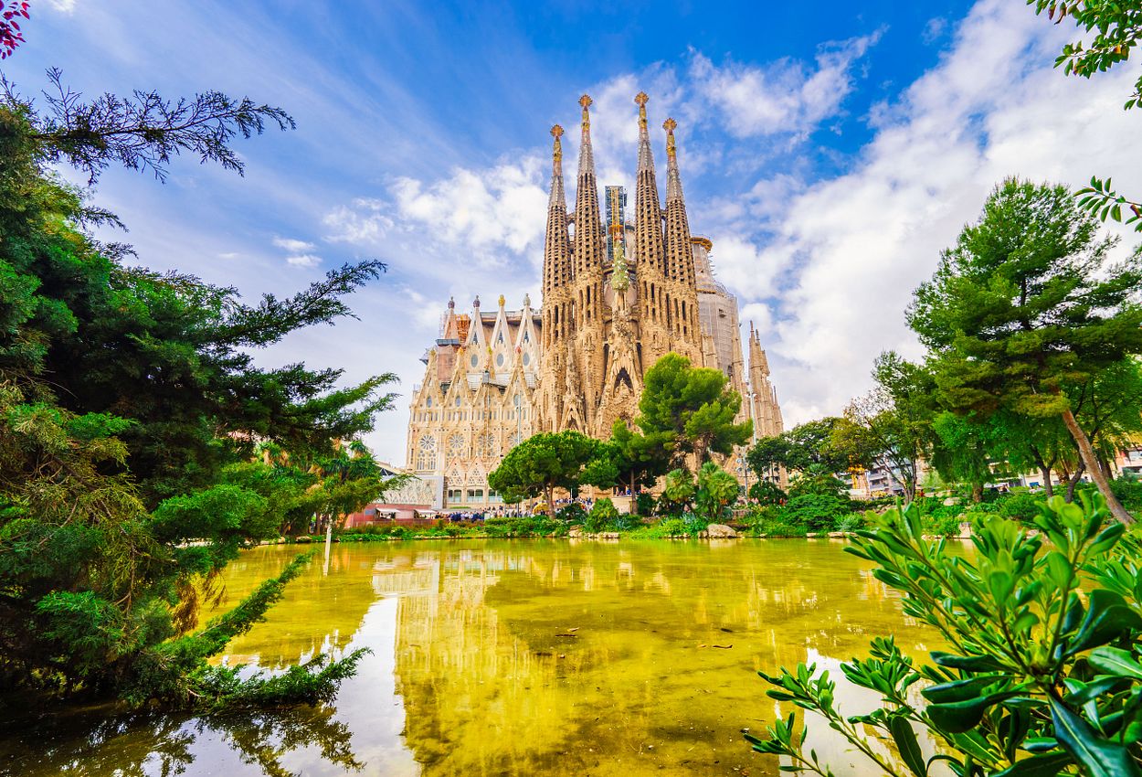Blick auf die Sagrada Familia in Barcelona