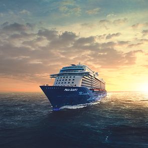 Mein Schiff 5 Front
