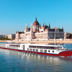 Nicko Cruises MS Bolero  außen 