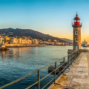 Korsika_Bastia_AdobeStock_352909153 ©morgan-tiphagne_abo